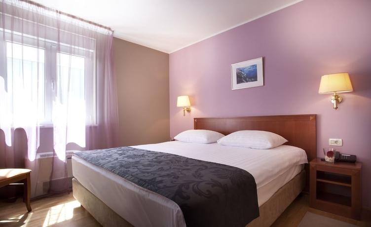 Hotel Laurus - Liburnia Opatija Exterior photo