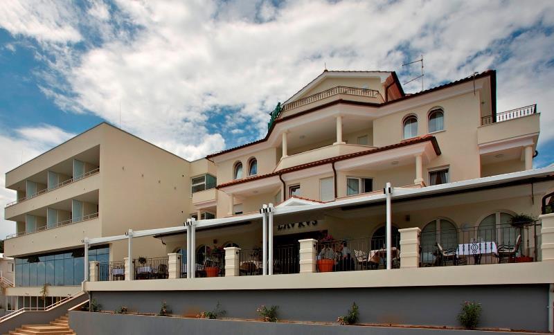 Hotel Laurus - Liburnia Opatija Exterior photo